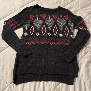 Hollister Women's Sweater - Black, Red, and Green Geometric Design